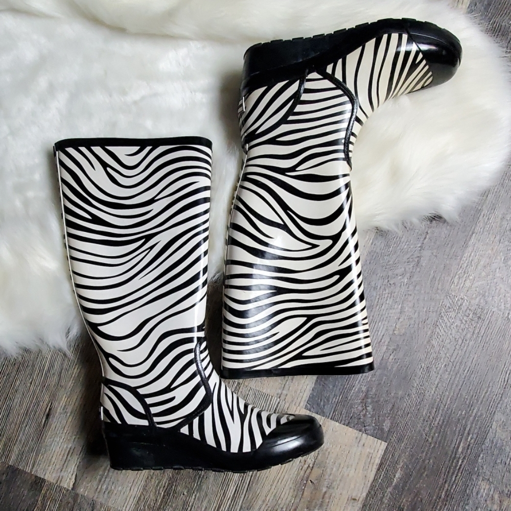 Michael Kors zebra rain women wedges boots size 6